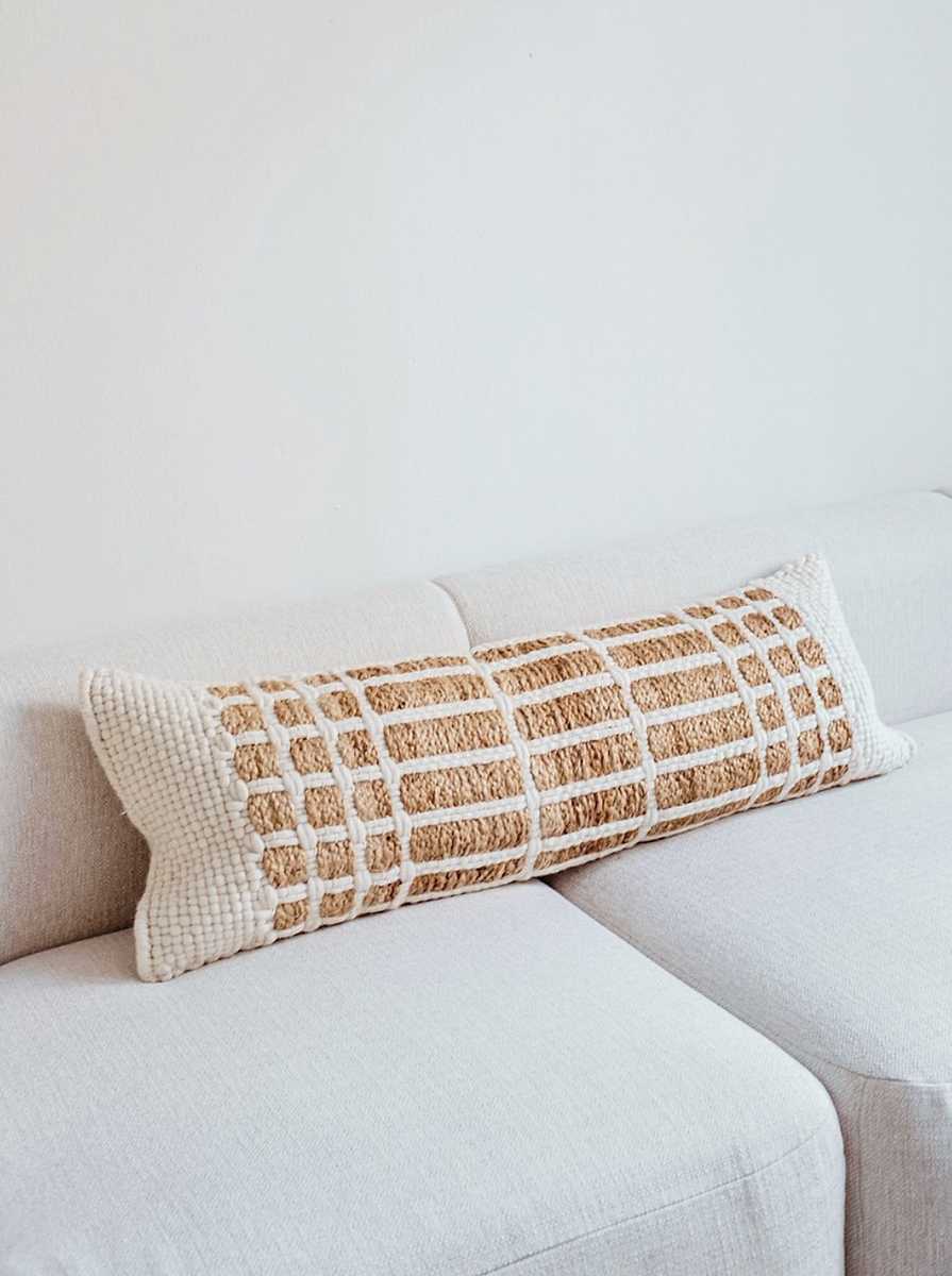 Jutami Lumbar Cushion