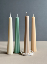 Load image into Gallery viewer, Greko Column Ribbed Candle
