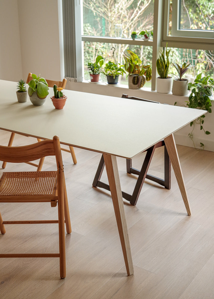 Brenin Dining (Oak Veener)