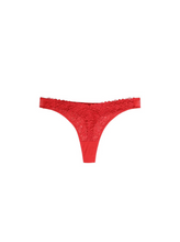 Load image into Gallery viewer, String Panty in Guipure - Red
